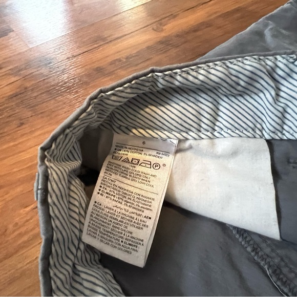 Shorts - Picture 2 of 2